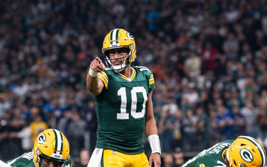 Jordan Love, Jaire Alexander questionable for Week 4 vs. Vikings
