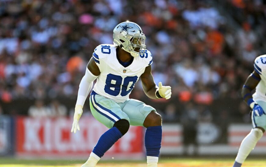 Report: DeMarcus Lawrence is expected to miss multiple weeks with foot injury