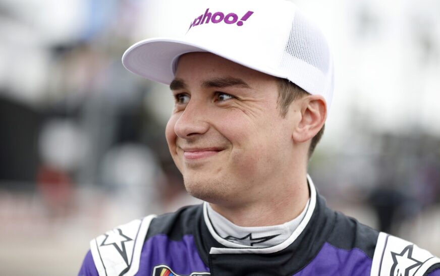 Christopher Bell, Kyle Larson, Tyler Reddick show strength of dirt track racers in NASCAR