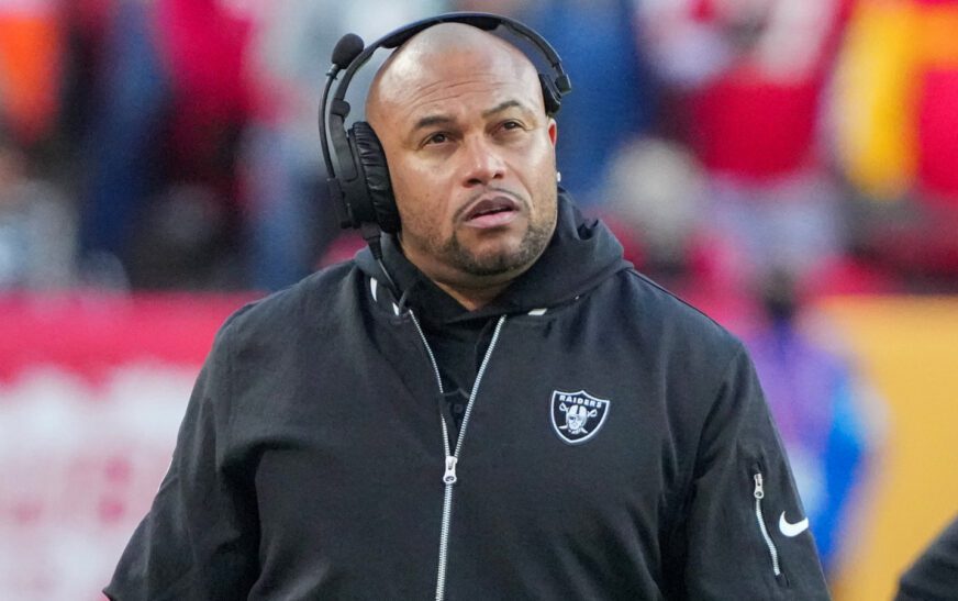 Antonio Pierce makes claim about Raiders’ game-ending fumble