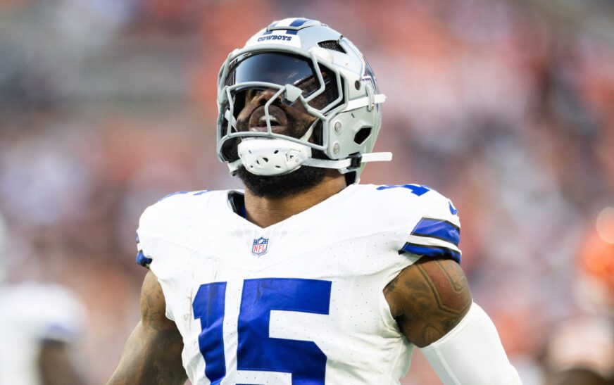 Ezekiel Elliott benched Week 9 for disciplinary reasons