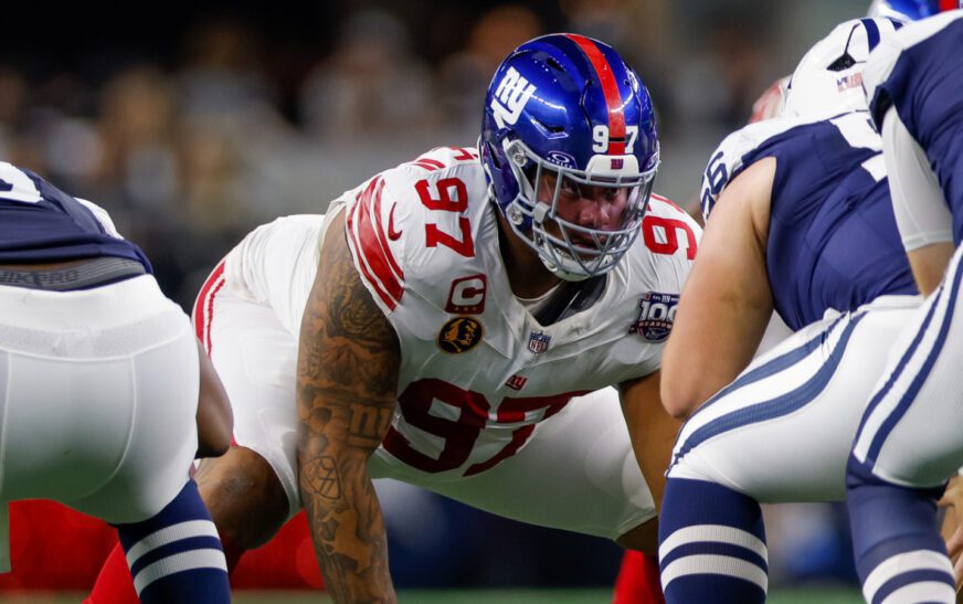 Giants All-Pro reveals he suffered elbow injury during Thanksgiving loss