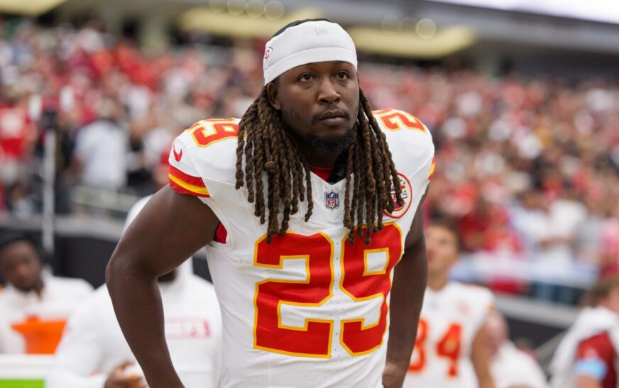 Kareem Hunt returns to full participation at practice