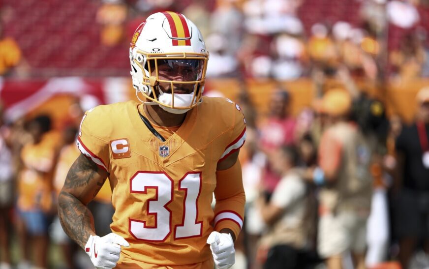 Antoine Winfield added to injury report on Friday