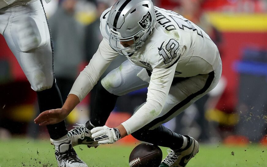 Aidan O’Connell: Raiders’ fumbled snap is “completely my fault”