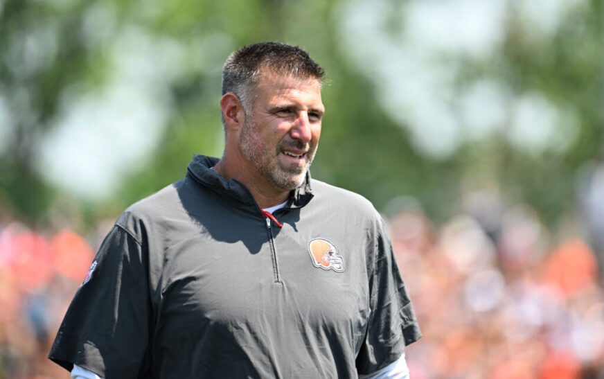 Mike Vrabel Rumored As Potential Raiders Frontrunner; Saints On Radar