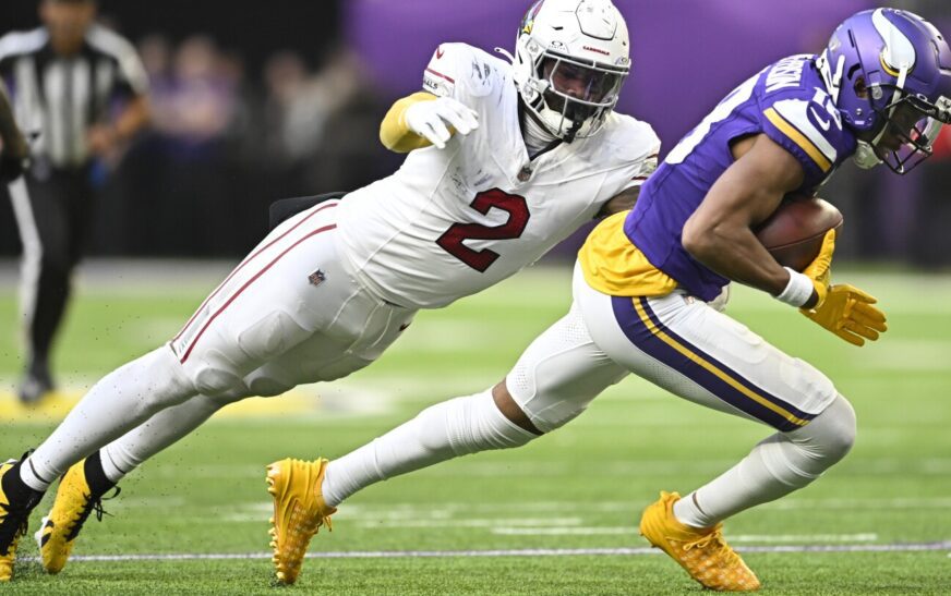 Vikings come back late, beat Cardinals 23-22
