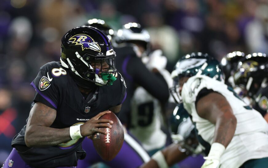 Lamar Jackson: My mom cussed me out for missing opportunities to run against the Eagles