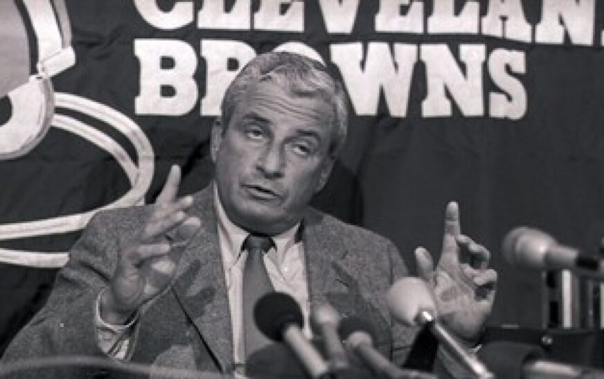 Cleveland invokes “Modell Law” to keep Browns from leaving town