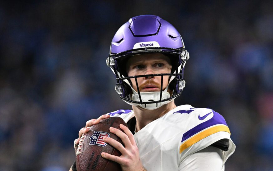 The Vikings need more from QB-WR duo in the playoffs