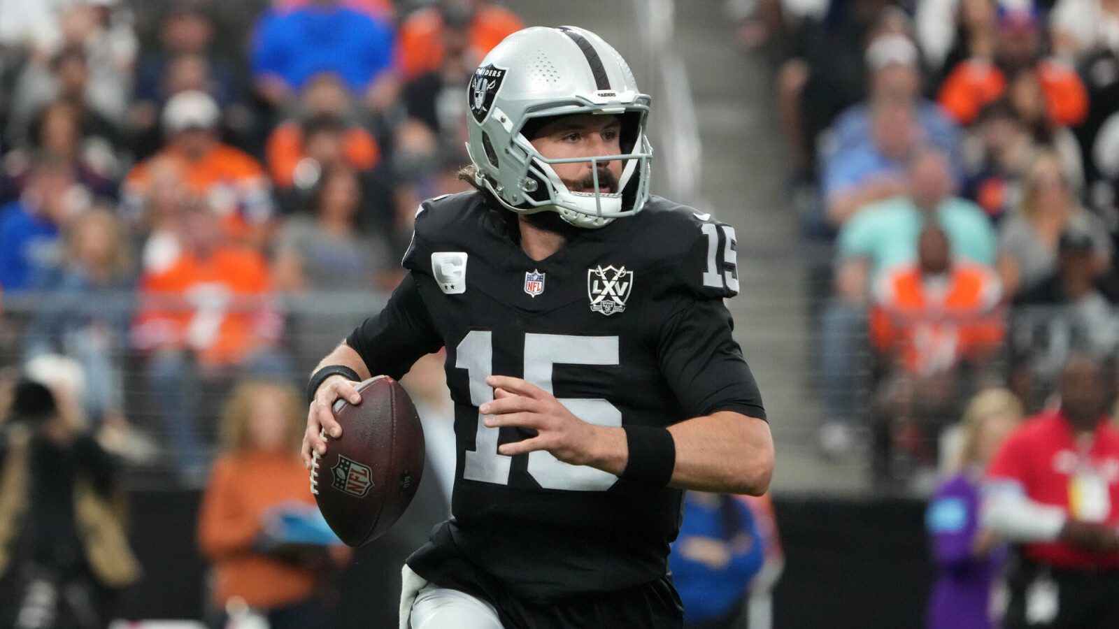 Raiders expected to cut Pro Bowl QB?