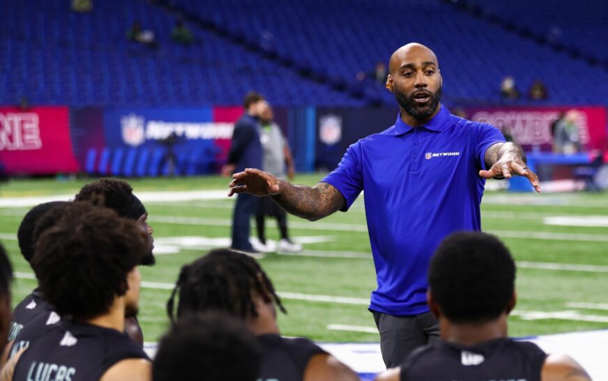 Report: 49ers to interview DeAngelo Hall for DBs job