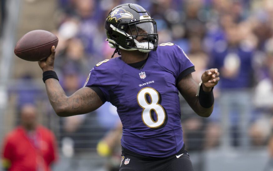 Ravens Discussing Lamar Jackson Extension, Eyeing Second Derrick Henry Contract