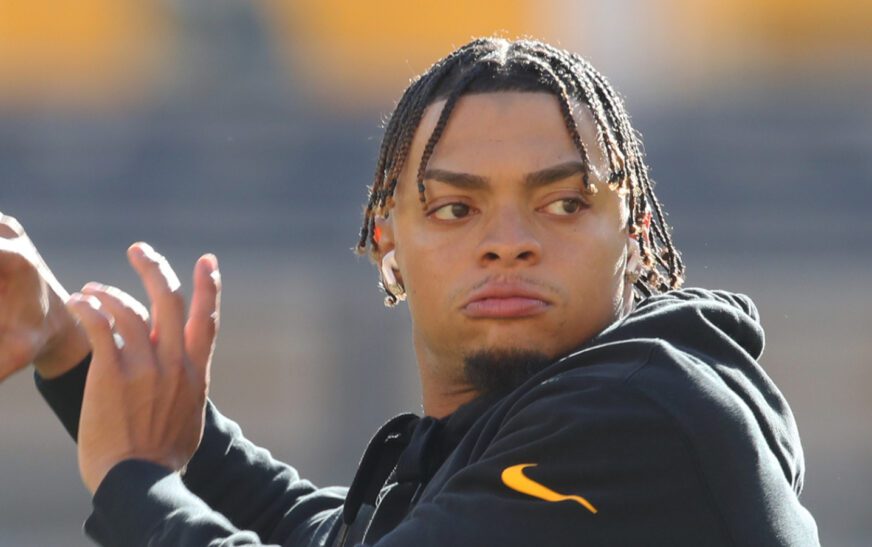 Insider questions Jets’ Justin Fields, Tyrod Taylor decision