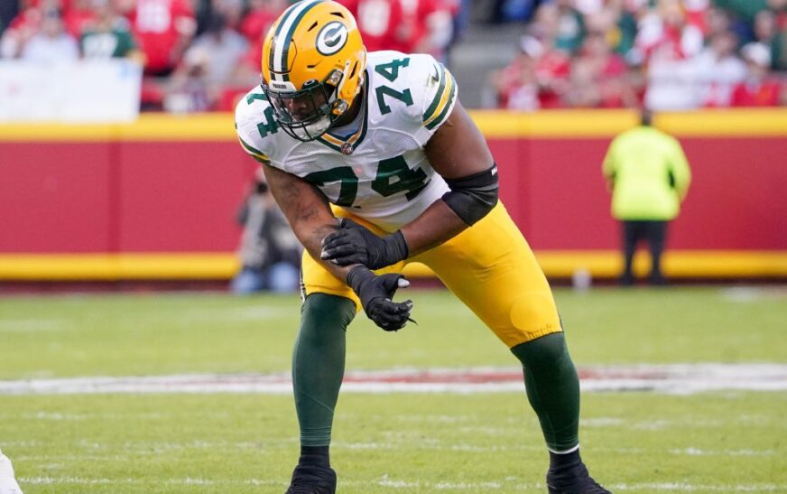 Packers’ Elgton Jenkins Expected To Play Center In 2025