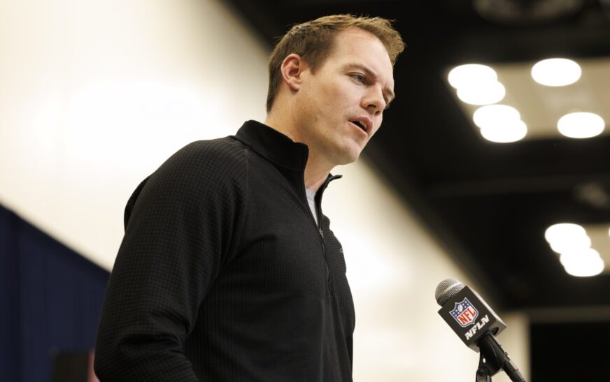 Kevin O’Connell wins the PFWA’s Horrigan Award for his professionalism with the media