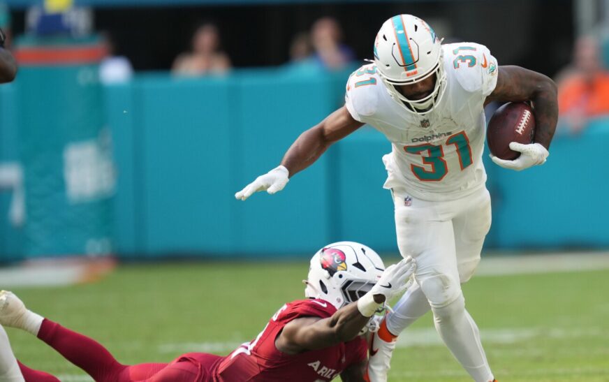 Raheem Mostert blasts Dolphins’ treatment of Jalen Ramsey, Jonnu Smith