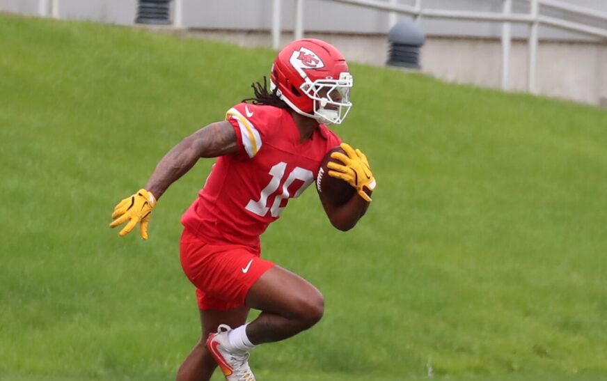 Andy Reid: Isiah Pacheco put on “good weight” this offseason, looks tremendous