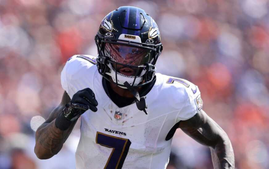 Rashod Bateman defends Lamar Jackson over playoff record