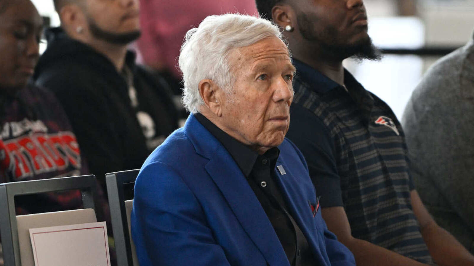 Robert Kraft offers rare praise for Bill Belichick