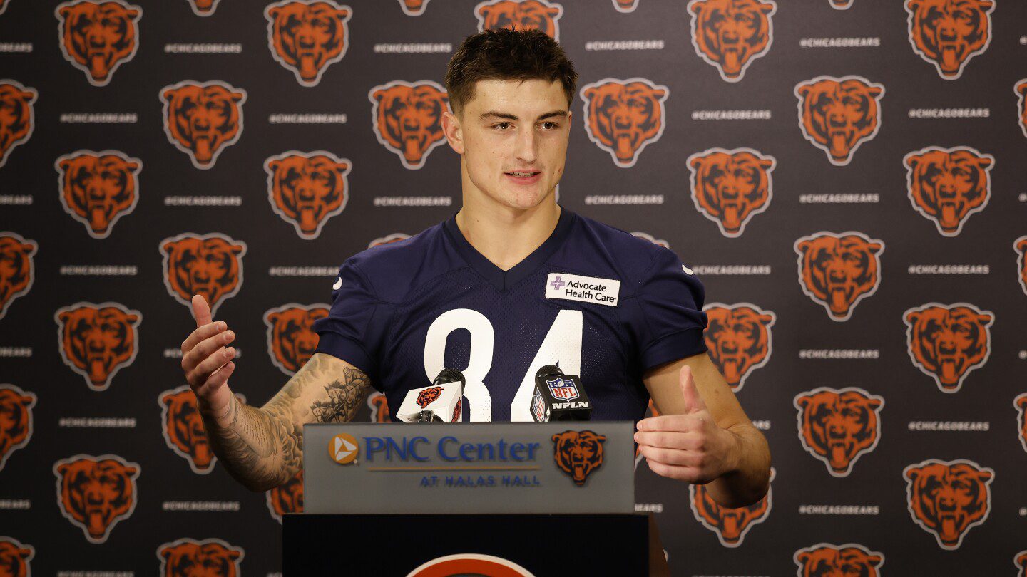 Bears TE Colston Loveland: Shoulder’s been good, won’t really know until camp