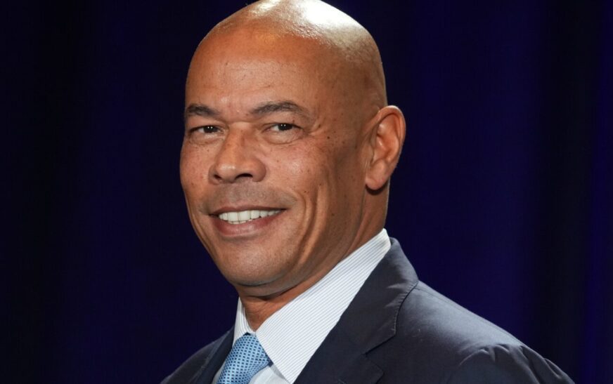 Petition emerges to remove Lloyd Howell as NFLPA executive director