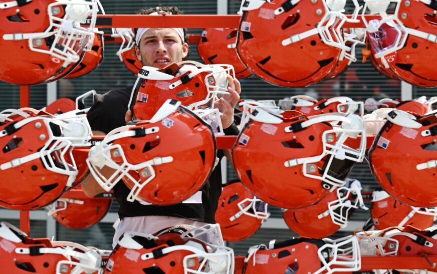 Former Ohio legislators sue over plan to pay for Browns stadium with “unclaimed funds”